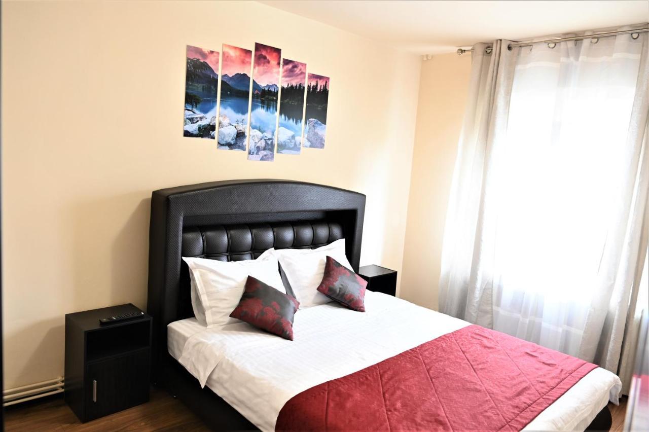 Marin Hotel Apartment Braşov Exteriör bild
