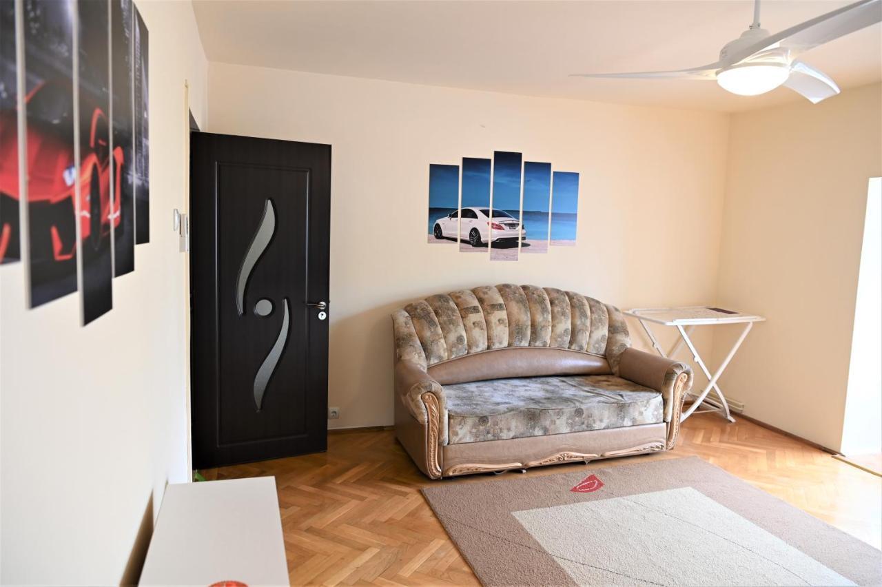 Marin Hotel Apartment Braşov Exteriör bild